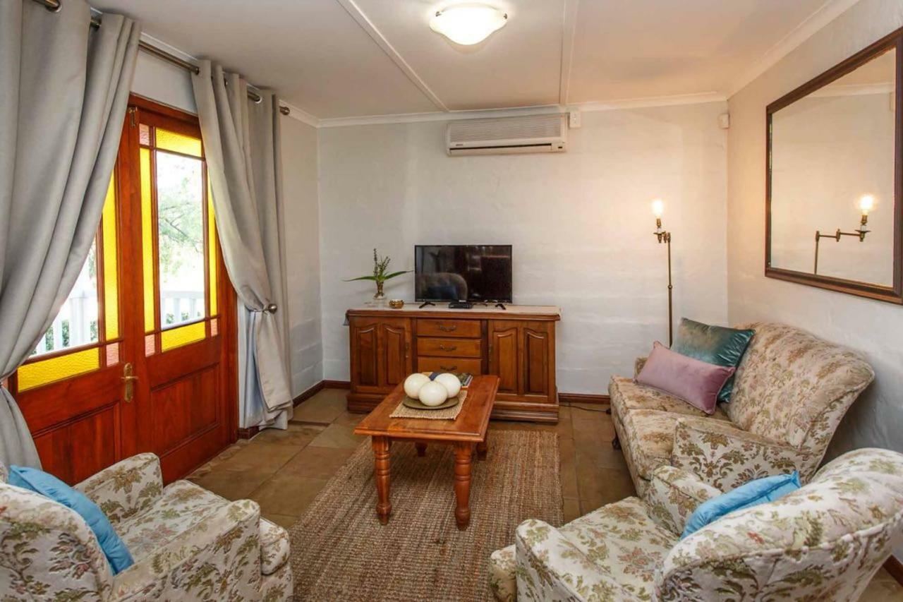 Hazenjacht Karoo Lifestyle - Spitzkop Apartment Оудсхорн Екстериор снимка